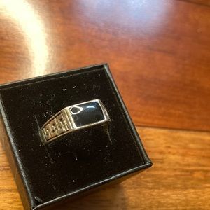 Black stone ring